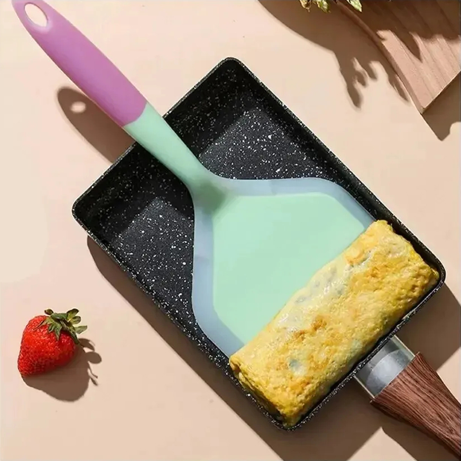 Okonomiyaki Spatula - ランダムカラーパンケーキヘラシリコーン高温耐性牛肉肉卵キッチンスクレーパーワイドピザ調理ツールシャベル